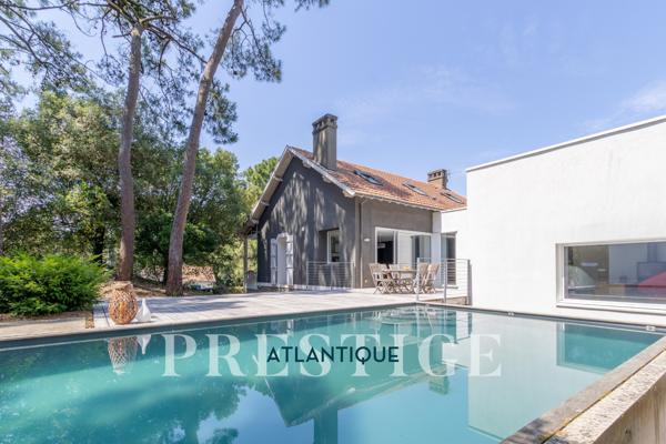 THARON-PLAGES - PLAGE DE COMBERGE - VILLA BALNÉAIRE 205 M2 - PISCINE - TERRAIN 1368 M2