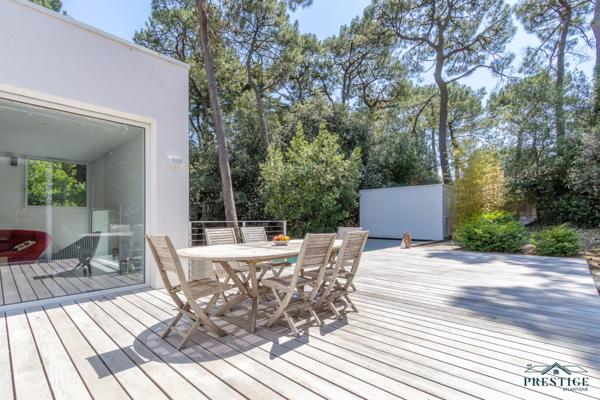 THARON-PLAGES - PLAGE DE COMBERGE - VILLA BALNÉAIRE 205 M2 - PISCINE - TERRAIN 1368 M2