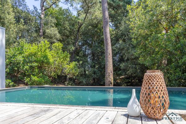 THARON-PLAGES - PLAGE DE COMBERGE - VILLA BALNÉAIRE 205 M2 - PISCINE - TERRAIN 1368 M2