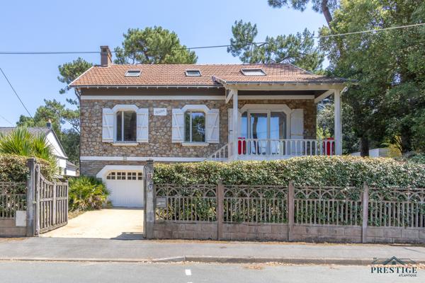 THARON-PLAGES - PLAGE DE COMBERGE - VILLA BALNÉAIRE 205 M2 - PISCINE - TERRAIN 1368 M2
