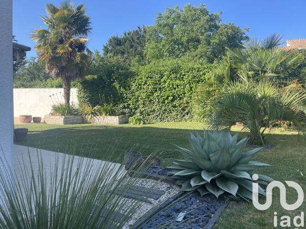 Maison à vendre 4 pièces 94 m² Saint-Sulpice-de-Royan