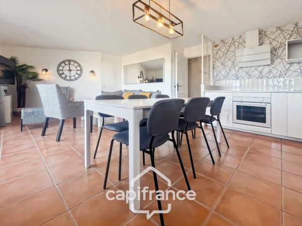 RARE SUR LE DOMAINE de PONT ROYAL, Appartement meublé de 63 m2 CLIMATISE, DERNIER ETAGE, VUE PANORAMIQUE 3 CHAMBRES, TERRASSE en ANGLE , place de parking