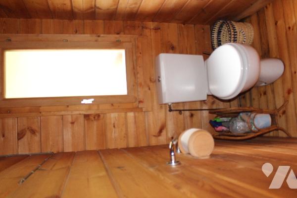 Chalet en bois d'env. 60m² sur sous-sol avec vue imprenable sur  725m² de terrain