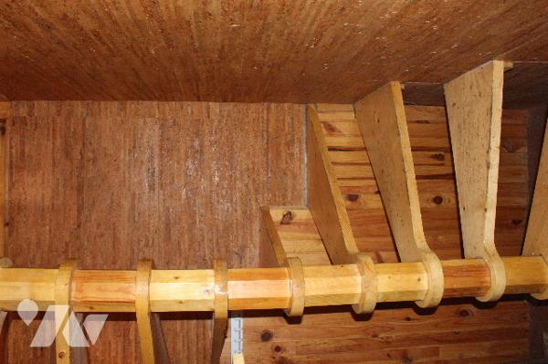 Chalet en bois d'env. 60m² sur sous-sol avec vue imprenable sur  725m² de terrain