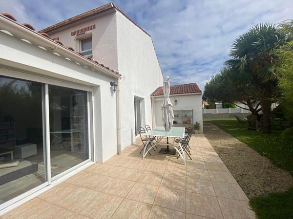 MAISON  6 PIÈCES  -  44680  SAINTE PAZANNE  BUDGET 239 200  HAI