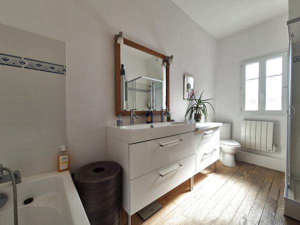 Appartement 4 pièce(s) 3 chambre(s) 108 m²