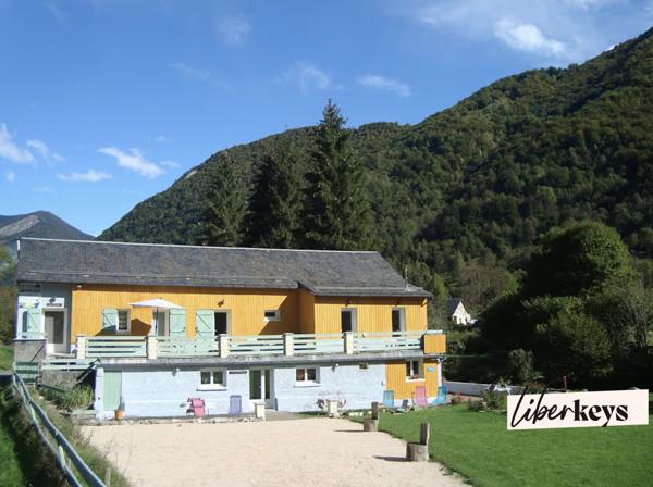Maison et  5 gites 300m2 vue 360 sur montagne 