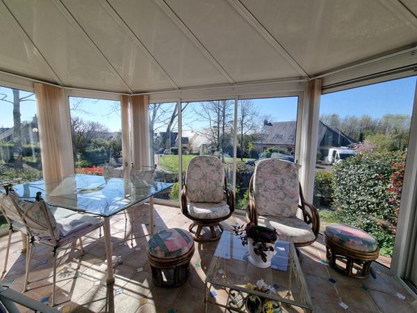 A vendre à BETTON, maison de 148m² habitable, 437m² de parcelle, 4 chambres et un bureau dont une suite parentale au rez-de-chaussée, sous-sol complet