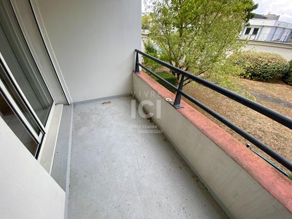 Appartement 2 Pièces à Nantes Avec Terrasse Et Box - Proche Leclerc Paridis