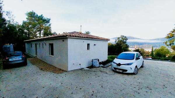 Flassans-sur-Issole (83340) Villa récente de plain pied 2022 sur les hauteurs de Flassans sur Issole