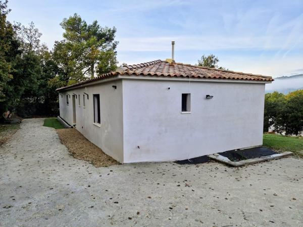 Flassans-sur-Issole (83340) Villa récente de plain pied 2022 sur les hauteurs de Flassans sur Issole