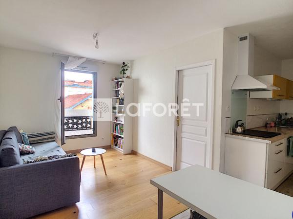 Location appartement près de CHALONS EN CHAMPAGNE - 2 pièce(s) - 37 m² - 550 €/mois