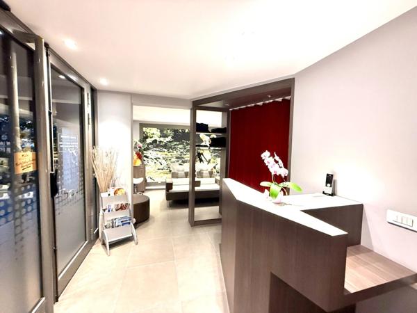 Fonds de commerce à vendre LE CHESNAY (78) - SALON DE COIFFURE 57 m² - CENTRE VILLE