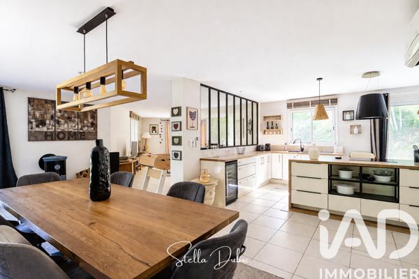 Maison à vendre 7 pièces 200 m² Léojac