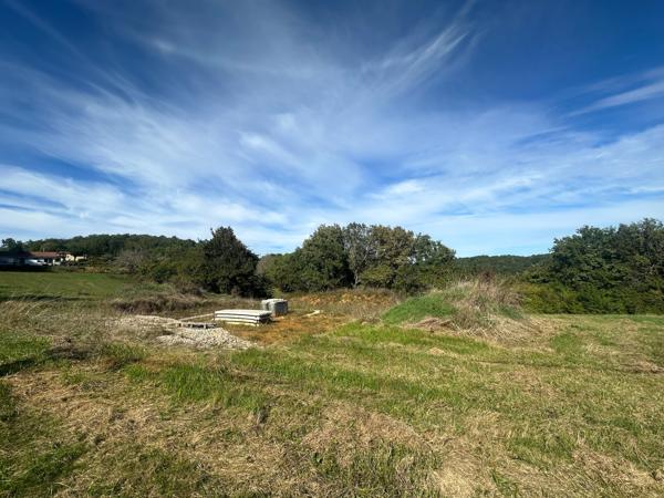 Terrain à vendre à Puy-l'Évêque (46700) - Lot