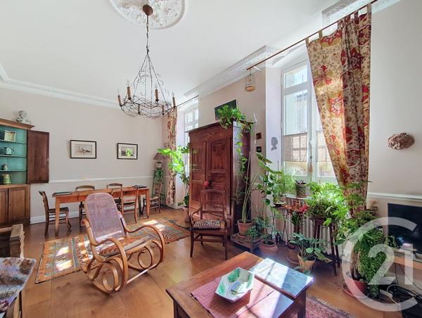 Maison à vendre  4 pièces - 136 m 2   BORDEAUX  - 33