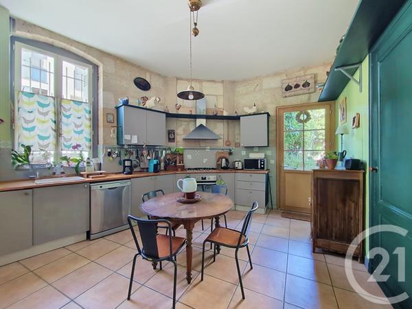 Maison à vendre  4 pièces - 136 m 2   BORDEAUX  - 33