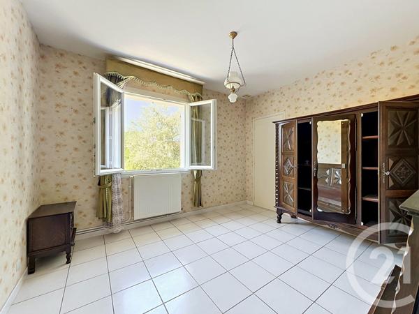 Maison à vendre  4 pièces - 101,62 m 2   MONTPON MENESTEROL  - 24