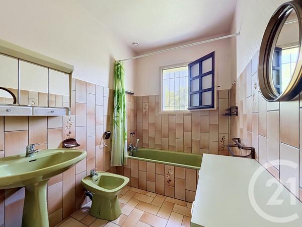 Maison à vendre  4 pièces - 101,62 m 2   MONTPON MENESTEROL  - 24