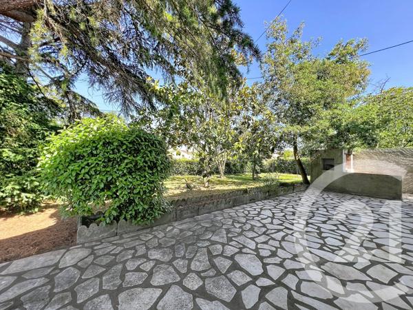 Maison à vendre  4 pièces - 101,62 m 2   MONTPON MENESTEROL  - 24