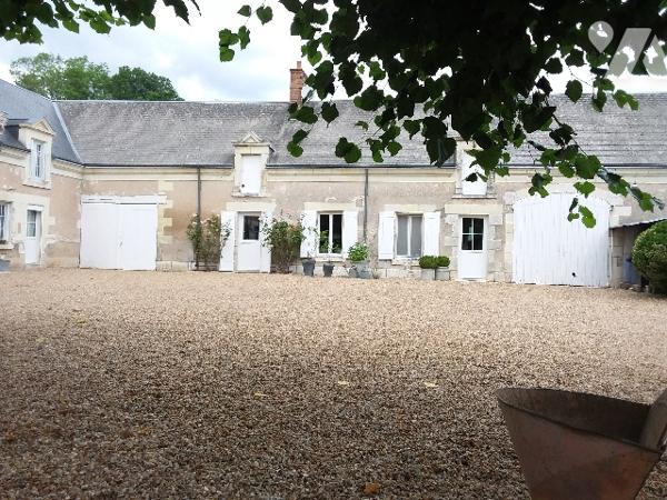 AUTHENTIQUE ANCIENNE FERME EN PIERRE DE PAYS, A 5 MNS DE CONTRES