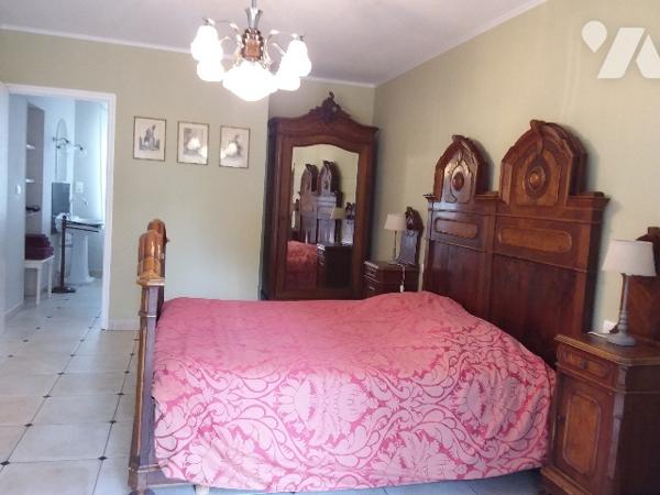 AUTHENTIQUE ANCIENNE FERME EN PIERRE DE PAYS, A 5 MNS DE CONTRES