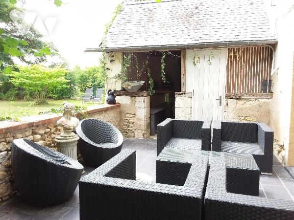 AUTHENTIQUE ANCIENNE FERME EN PIERRE DE PAYS, A 5 MNS DE CONTRES