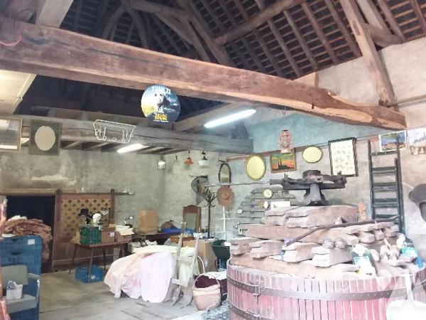AUTHENTIQUE ANCIENNE FERME EN PIERRE DE PAYS, A 5 MNS DE CONTRES