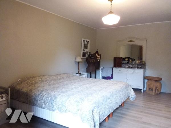 AUTHENTIQUE ANCIENNE FERME EN PIERRE DE PAYS, A 5 MNS DE CONTRES