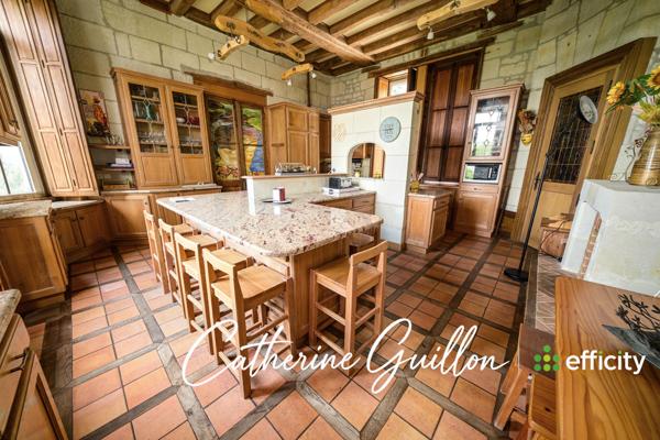 Maison
         18 pièces
        - 560 m² Bien prestige 4 100 000 € *
