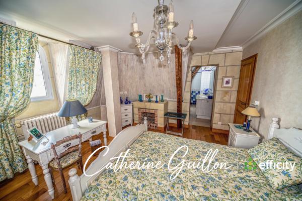 Maison
         18 pièces
        - 560 m² Bien prestige 4 100 000 € *