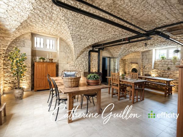 Maison
         18 pièces
        - 560 m² Bien prestige 4 100 000 € *