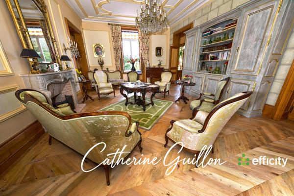 Maison
         18 pièces
        - 560 m² Bien prestige 4 100 000 € *