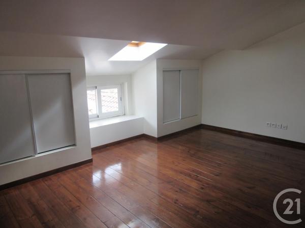 Appartement F3 à vendre  3 pièces - 64,31 m 2   DAX  - 40