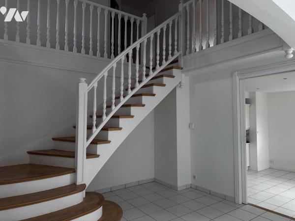 A VENDRE VANNES SUD - BELLE MAISON DE 1994 - PROCHE SENTIERS COTIERS