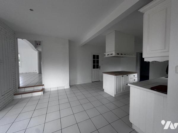 A VENDRE VANNES SUD - BELLE MAISON DE 1994 - PROCHE SENTIERS COTIERS