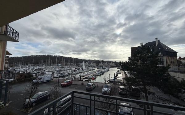 Appartement à vendre    3 pièces • 39,18 m2 Dives-sur-Mer