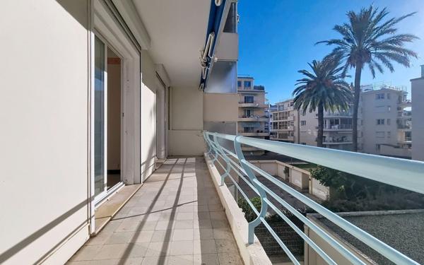 Appartement à vendre    2 pièces • 36,18 m2 Cannes