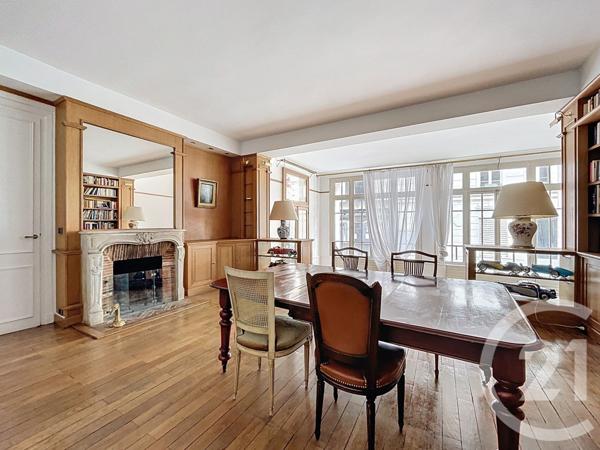 Appartement F5 à vendre  5 pièces - 148,13 m2 PARIS - 75016