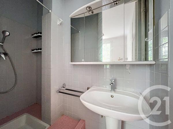 Appartement F5 à vendre  5 pièces - 148,13 m2 PARIS - 75016