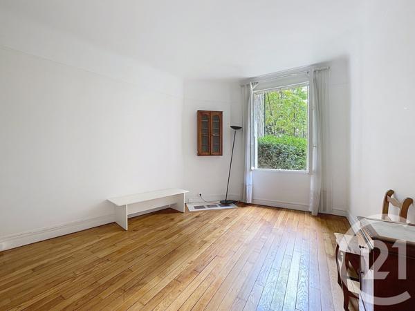 Appartement F5 à vendre  5 pièces - 148,13 m2 PARIS - 75016