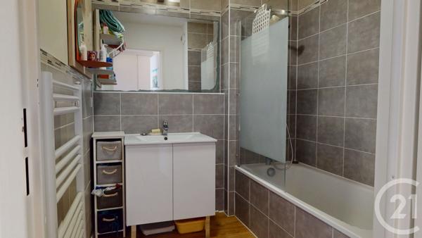 Appartement T3 à vendre  3 pièces - 65,43 m 2   TARNOS  - 40