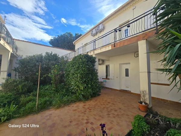 Appartement T3  de 57 m² environ au RDC avec  terrasse & jardin privatif  + cave