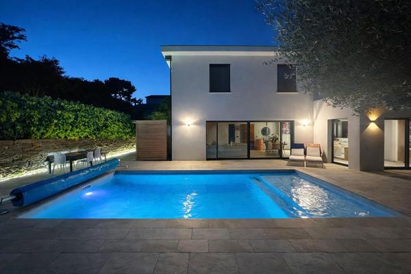 Chateau gombert (13013) MAISON CONTEMPORAINE DE 2021 - GARANTIE DECENNALE - PISCINE - PRESTATIONS RAFFINEES