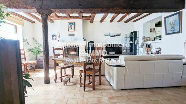 Maison avec dépendances sur 908 m² à Auxy Auxy (45340)