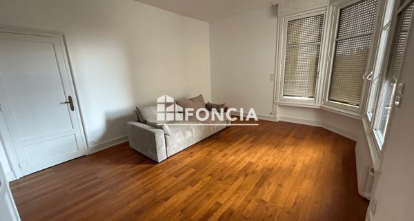 Location Appartement 5 pièces 126.8 m² - Roanne 42300