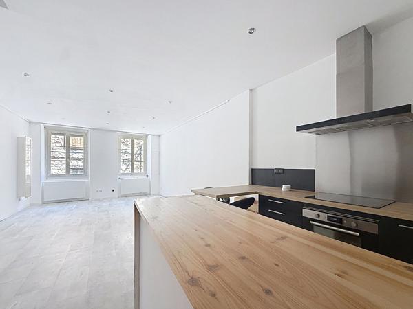 Maison Lagnieu 80 m2, garage, proche toutes commodités,