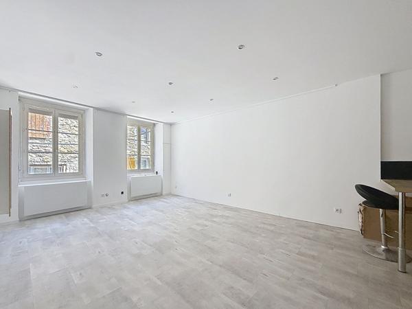Maison Lagnieu 80 m2, garage, proche toutes commodités,