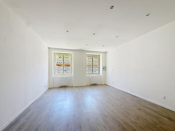 Maison Lagnieu 80 m2, garage, proche toutes commodités,