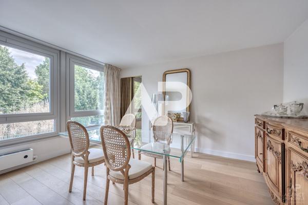 Appartement Rueil Malmaison 5 pièce(s) 105.56 m2 €695 000 ** - Référence 19821